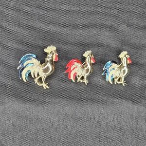 VTG Signed Gerry's Rooster Brooch Set Gold Enamel MCM Farmcore Cottagecore Chic
